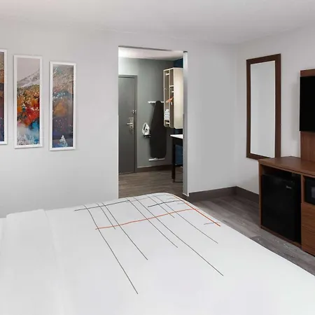 La Quinta Inn By Wyndham Wausau-3